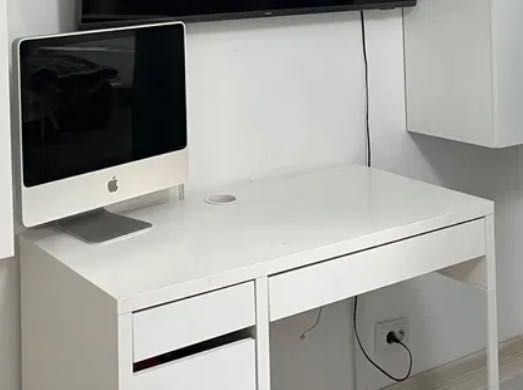 Birou Ikea  produs utilizat