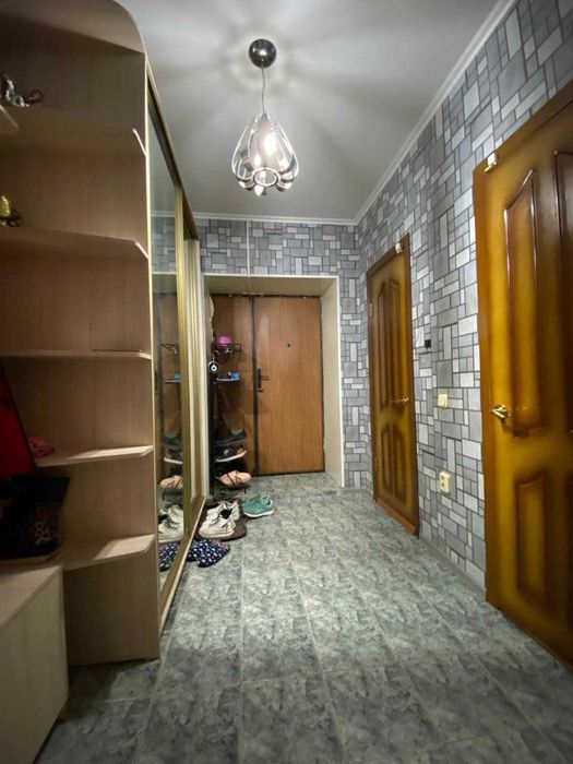 Продам коттедж в центре