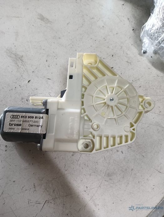 Motoras Macara Geam Dreapta Spate Audi A4 Iv (8K2, B8) [ 2007 - 2015 ]