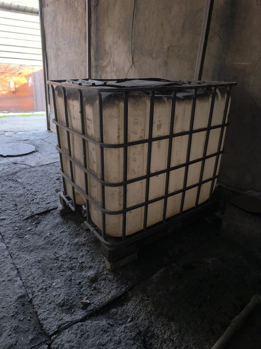 Продам ёмкость.торг уместен