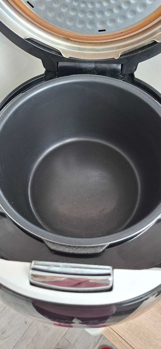 Мултикукър под налягане