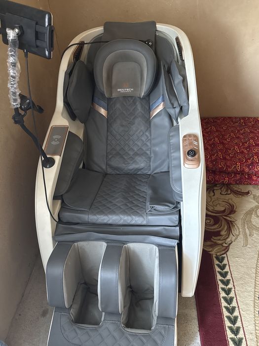 Massajniy stol  hali yangiday 6 oy buldi olganimga pachtiy ishlatmadik