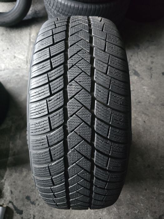 Vredstein 235/55 R17 103V MS iarnă