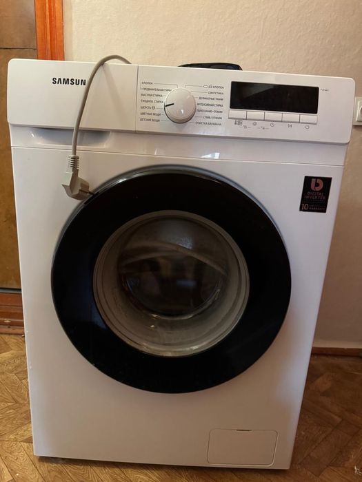 Продам стиральную машинку