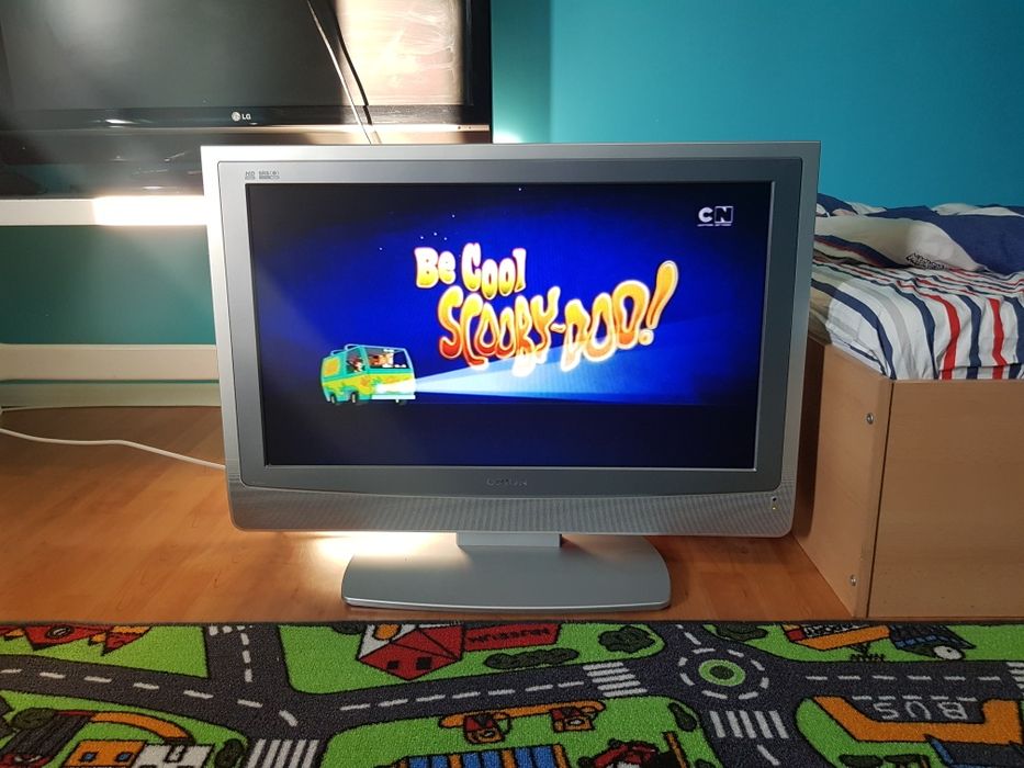 Продавам lcd tv OREON 32