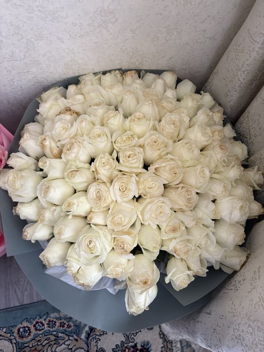 Букеты цветов свежие