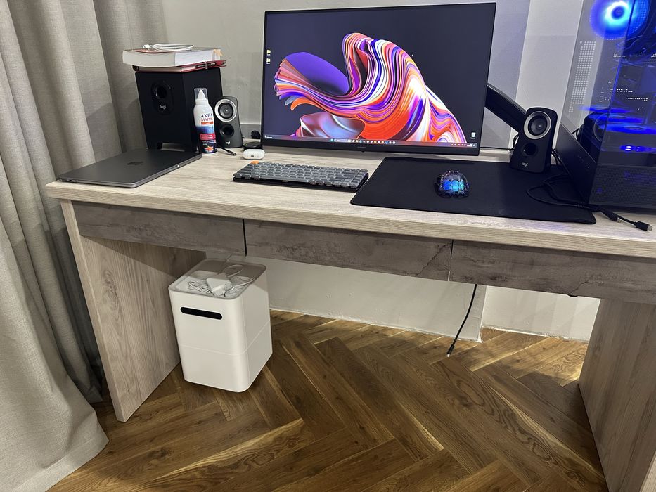 Стол письменный Euromebel Джаз, 140.2х60x75 см