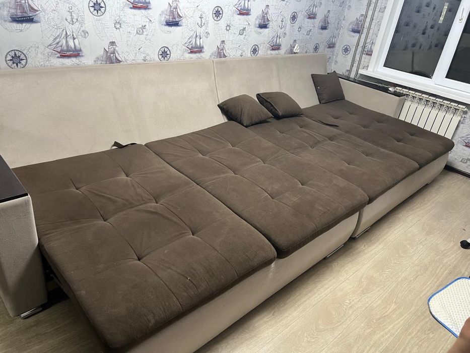 Продам комплект из 2-х диванов