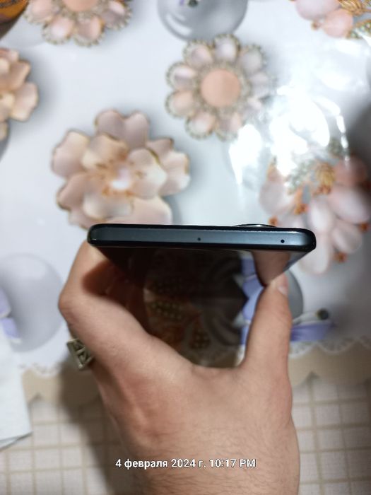 Honor 50, 8/256, почти новый.