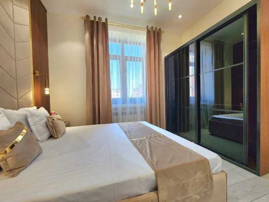 Жк Dream House квартира 95 Кв м 8 роддом,Аэропорт 3/2/10 +парковка