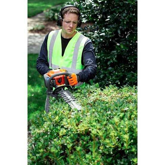 Кусторез Husqvarna 122HD60