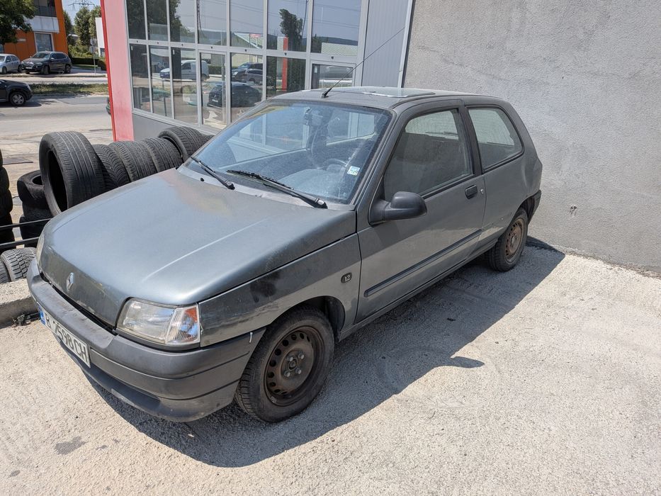 Renault Clio 1.2 бензин