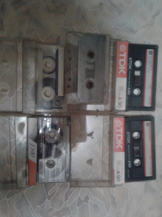 Кассеты магнитофонные