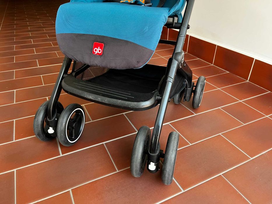 Carucior/Carut GB Qbit+All Terrain cu protecție ploaie suplimentara