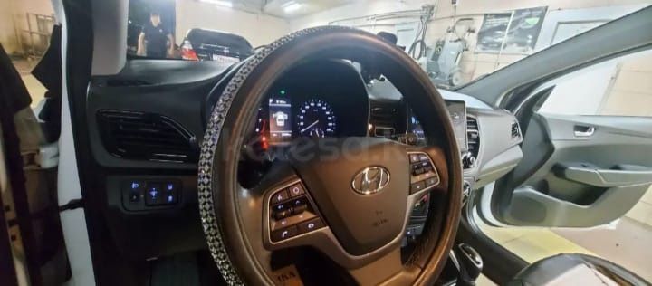 Продаю Hyundai Accent