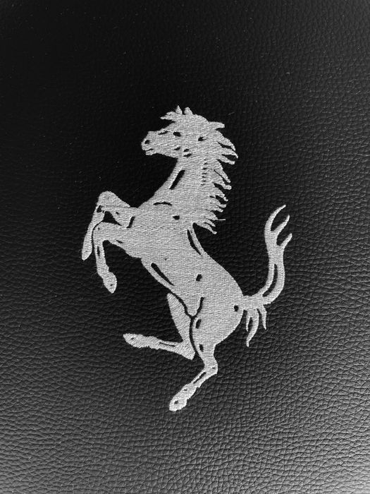 Ferrari Barrel стол
