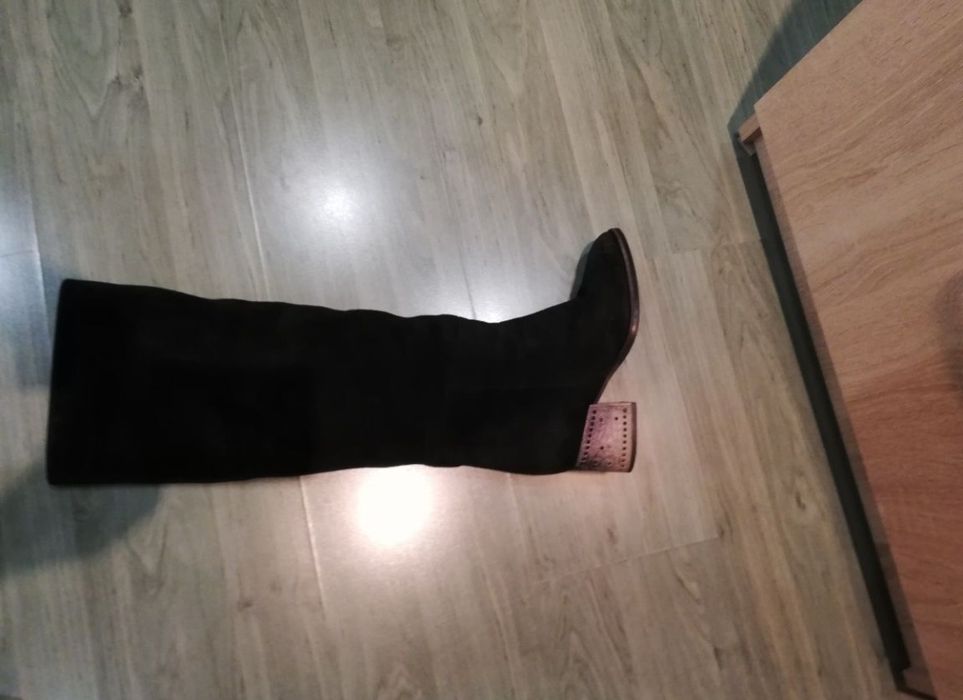 Замшевые сапоги р.37