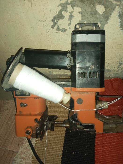 Швейная машинка GK9-2008