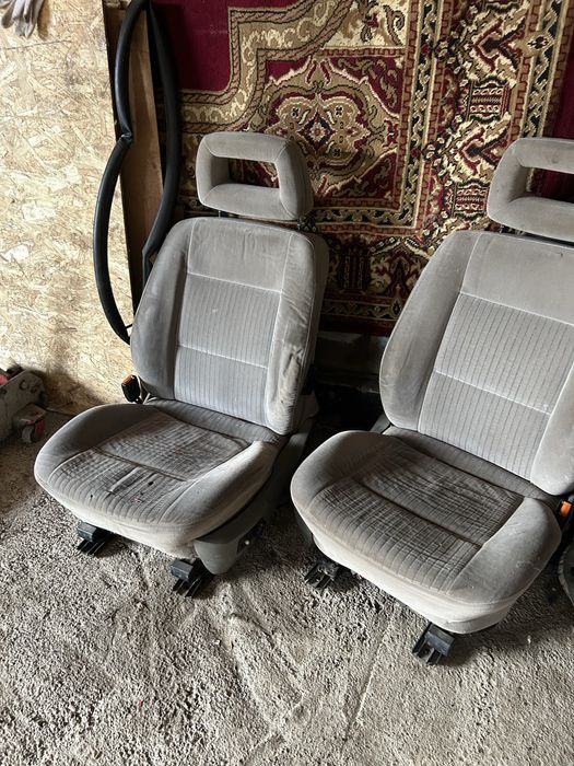 Продам на ауди с4 сидения 150к