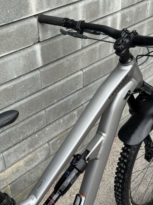 Планински велосипед CANNONDALE HABIT 3 ( M размер)