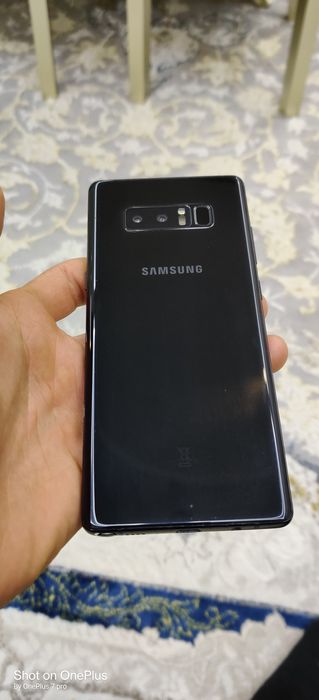 Samsung note 8. 256 GB sotiladi