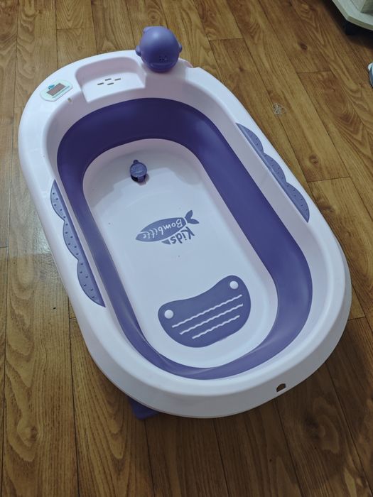 Продам Срочно Ванночка от 0 до 3 лет.