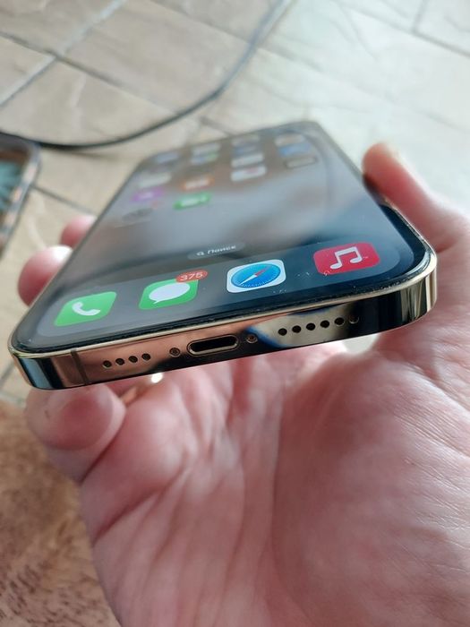 Продам iphone 13 pro max 512gb