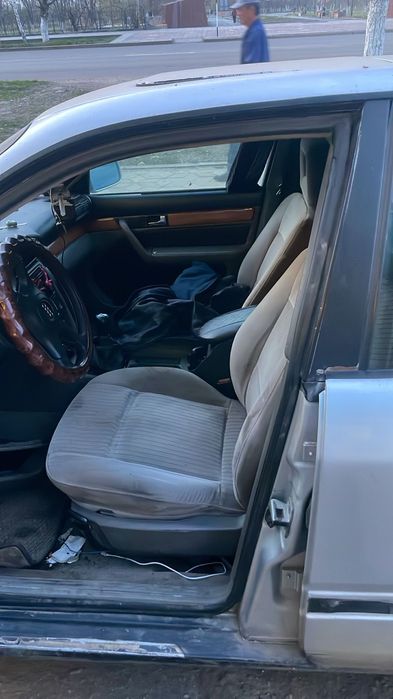 Продам ауди 100с4