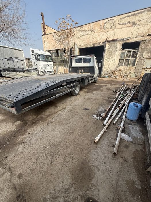 Evakuvator platformasi sotiladi