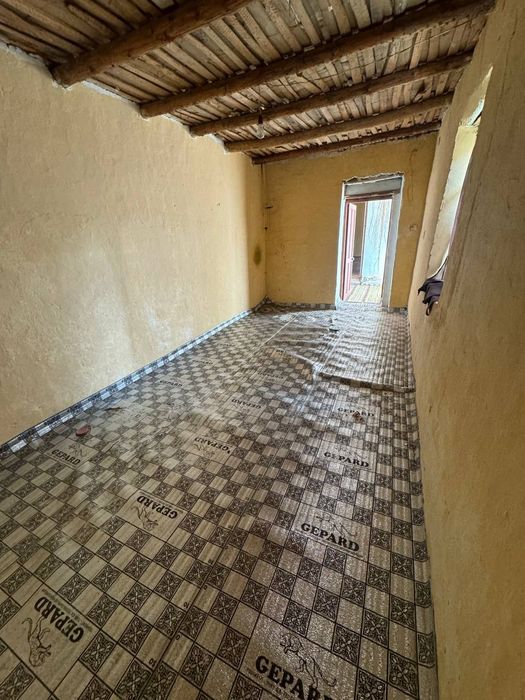 Qarshi shahridan hovli sotiladi 220mln