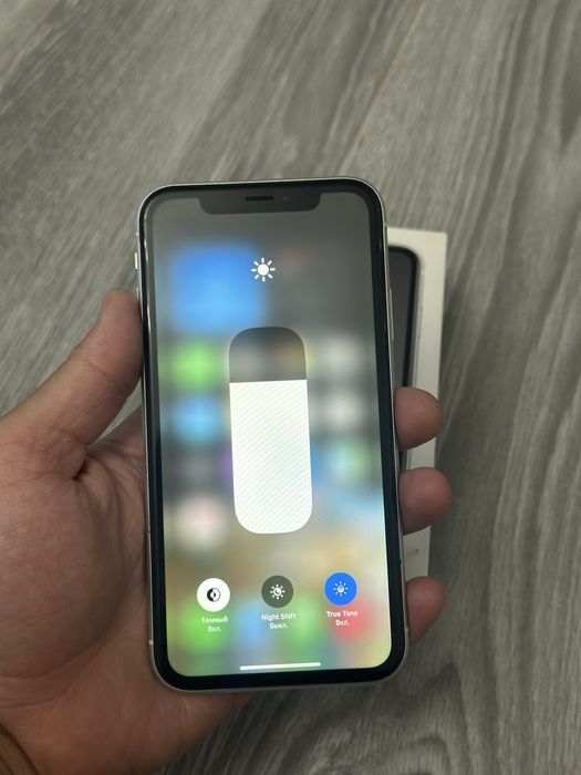 Продам iphone XR/128гб идеал