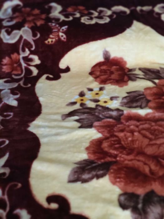 Pătură groasă cu trandafiri