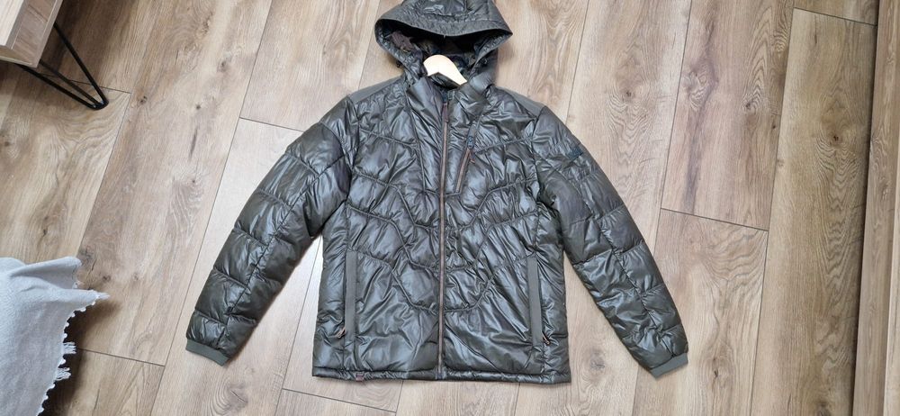 Geaca Camel Active,XXL,nouă fără eticheta ,glugă detasabila