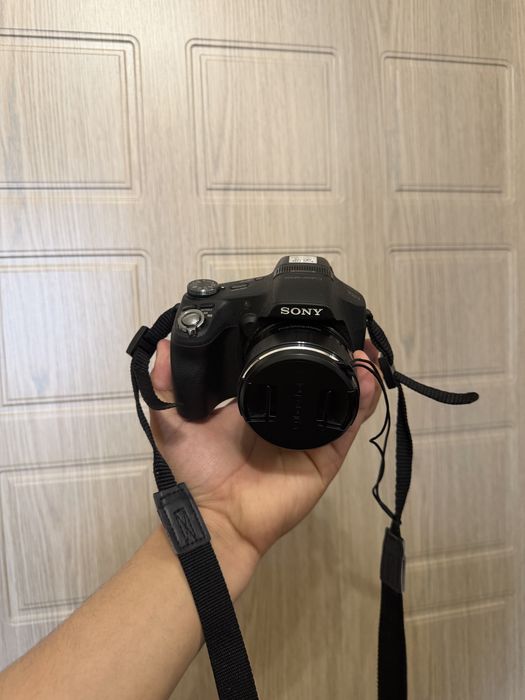 Sony Cyber-shot DSC-HX100V