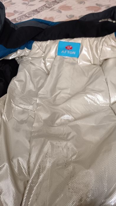 Продам зимнюю  куртку