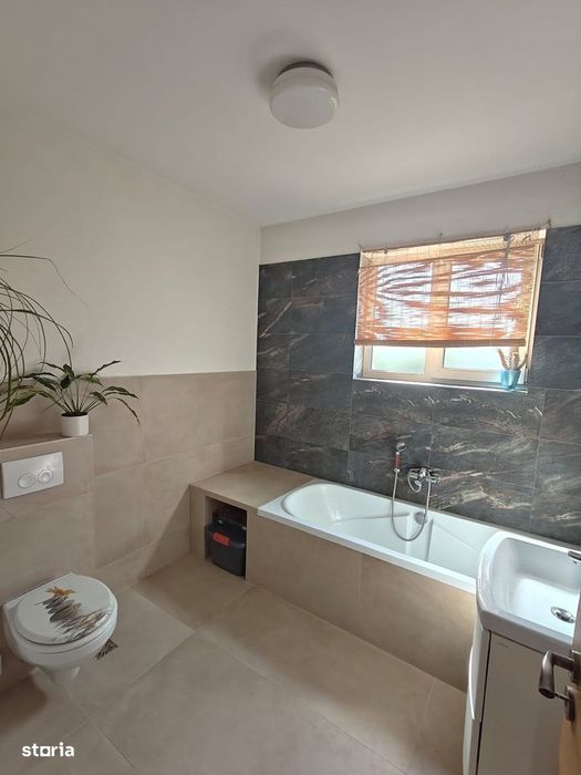Apartament 3 camere, 117mp, 2 locuri parcare, boxa, zona Mihai Romanul