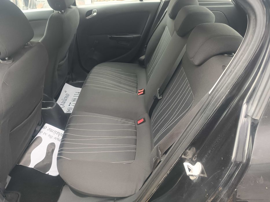 Опел Корса Д / Opel Corsa D - на части