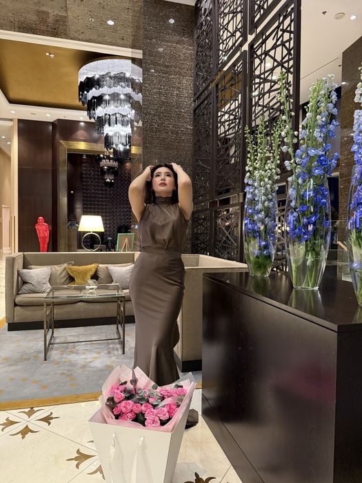 вечерние платья  и костюм