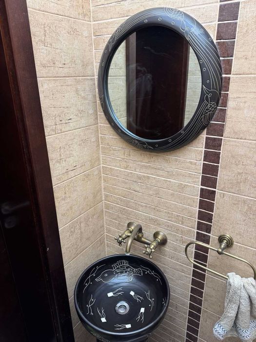 Мивка за Баня комплект с огледало,Тоалетна,WC,Свободно стояща мивка