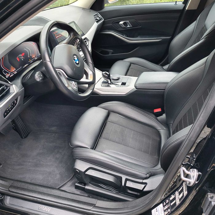 Vând BMW seria 3  X Drive 320  break automat an 2022