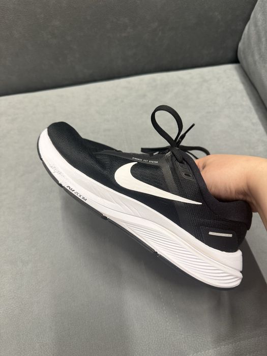 Кроссовки Nike Zoom
