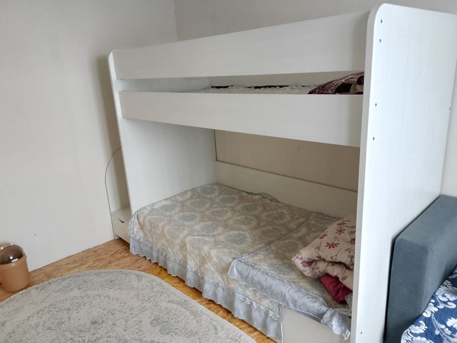 Кровать двухъярусная / Екіқабатты төсек