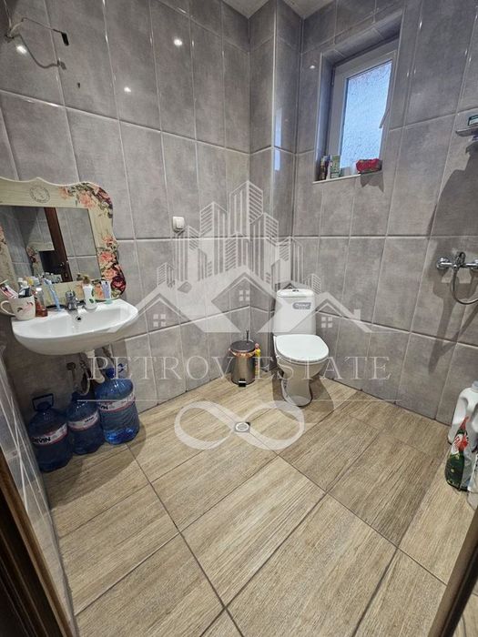 Продава се Четиристаен апартамент в Велинград - 133 кв.м за 740 €/кв.м - Снимка #11