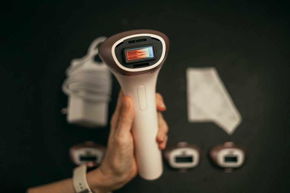 Фотоепилатор PHILIPS SERIES 9900 LUMEA