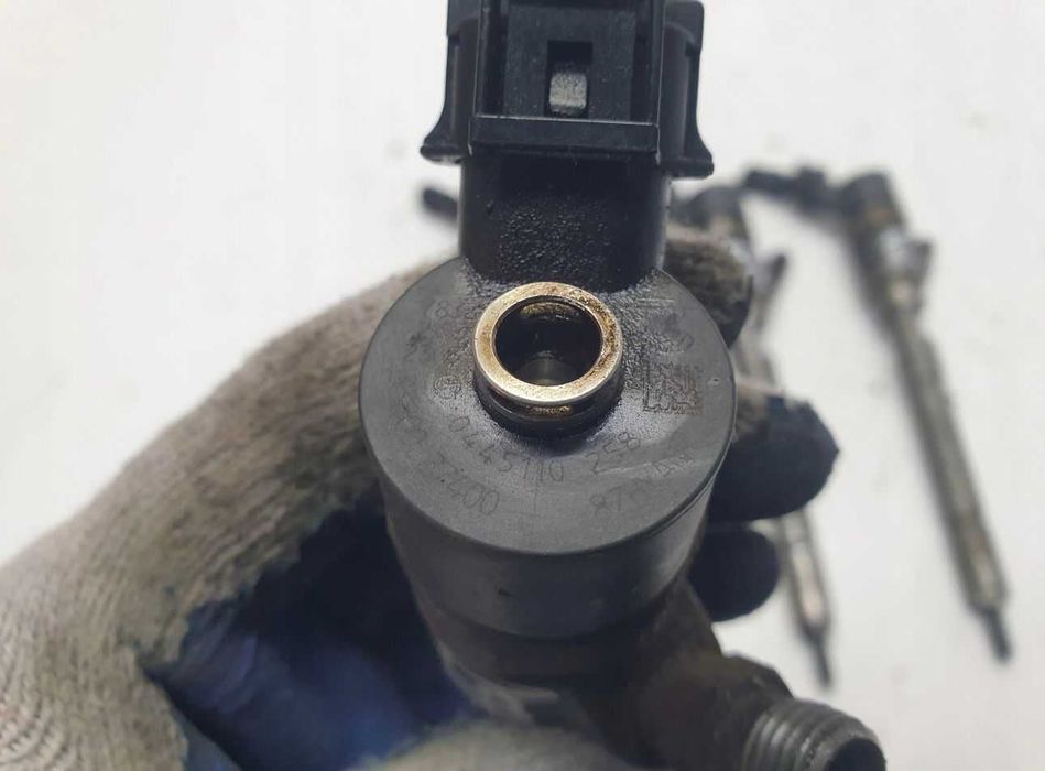 Injector Hyundai Tucson 2.0 diesel Cod injector 0445110258