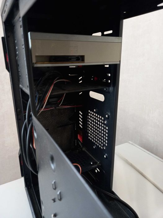 Компьютерный корпус AeroCool GT