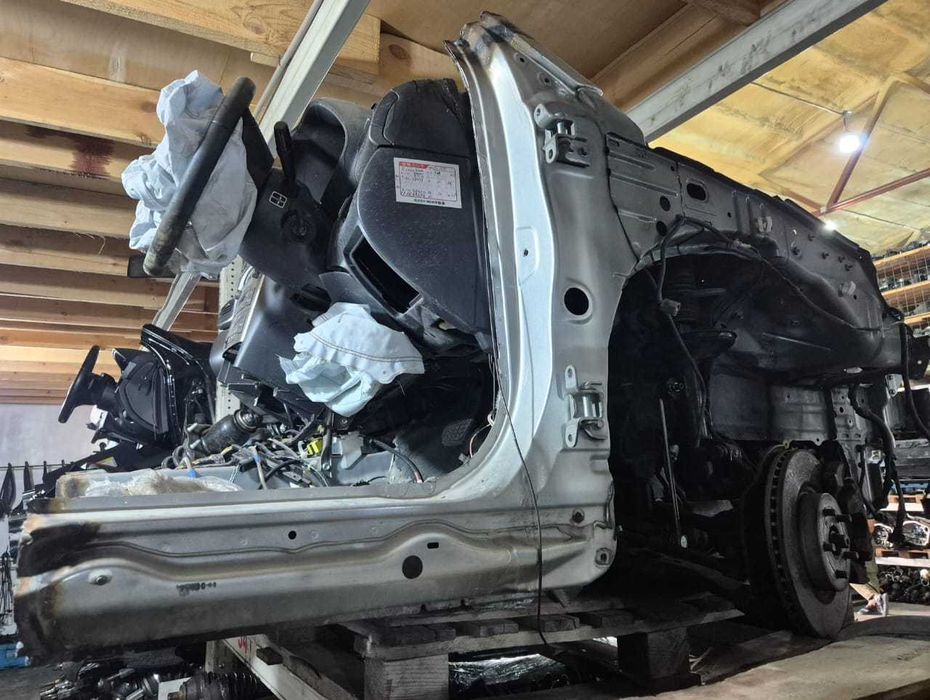 TitanAuto Toyota Avensis T25 овкат на разбор