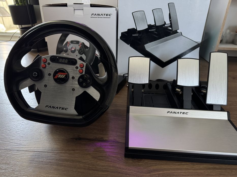 Fanatec CSR Гейминг волан/ симулатор/ конзола