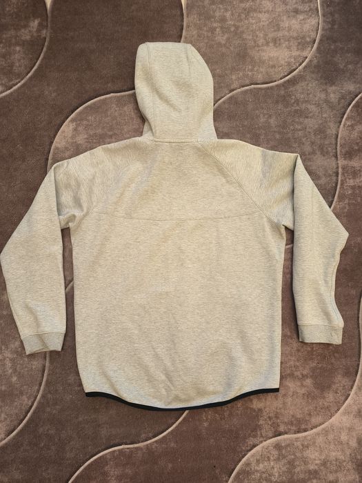 Nike Tech fleece  L размер