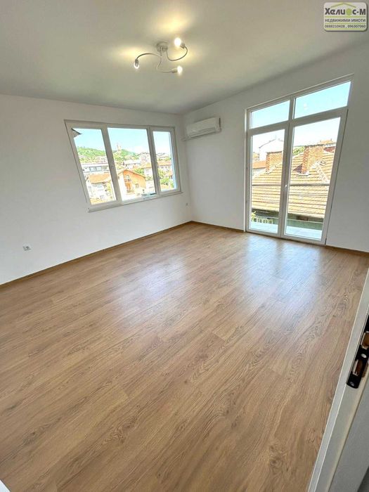 Тристаен апартамент до парк "Монтанезиум" и "Слънчева градина"